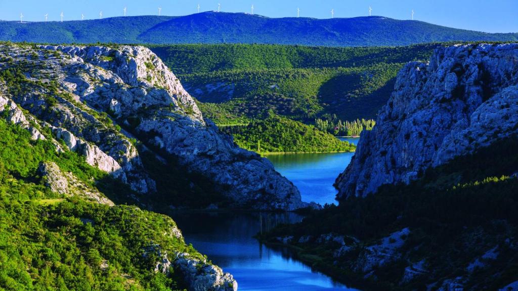 Kuća za odmor Ivini dvori u neposrednoj blizini NP Krka.